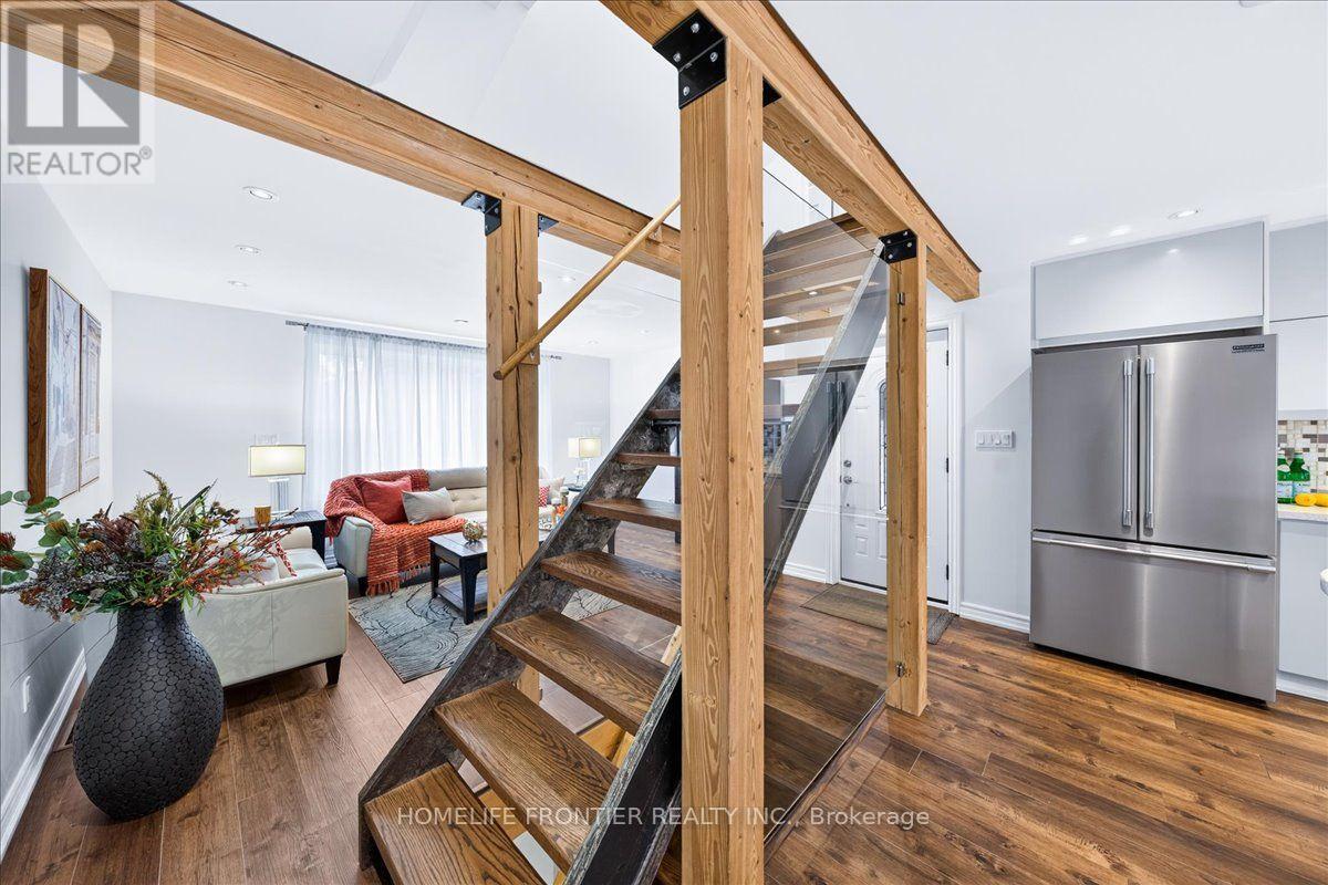 345 Windermere Avenue, Toronto, Ontario  M6S 3L1 - Photo 21 - W13854176