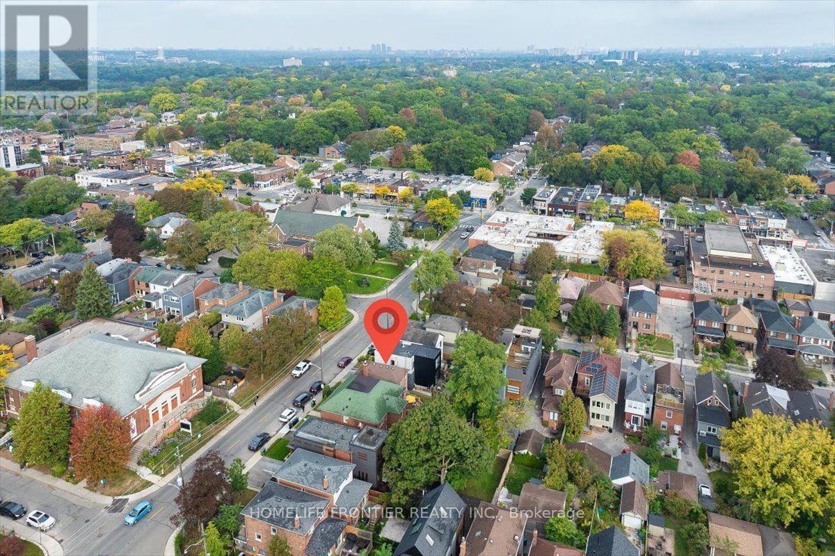 345 Windermere Avenue, Toronto, Ontario  M6S 3L1 - Photo 5 - W13854176
