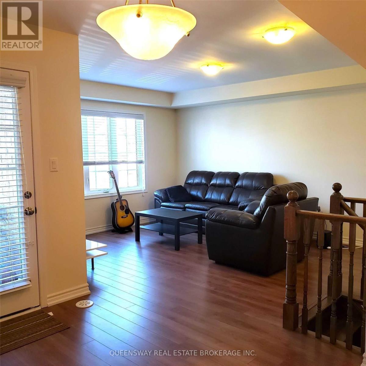 649 Laking Terrace, Milton, Ontario L9T 9J2 - Photo 7 - W13854184