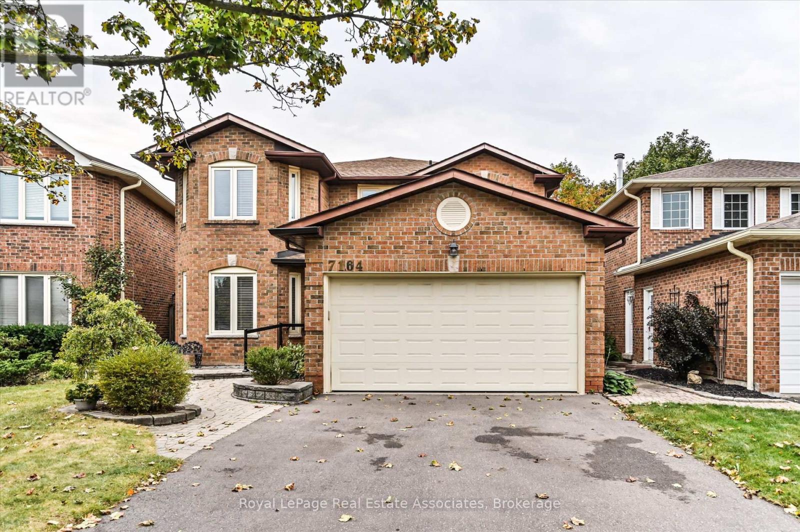 7164 DANTON PROMENADE, Mississauga, Ontario
