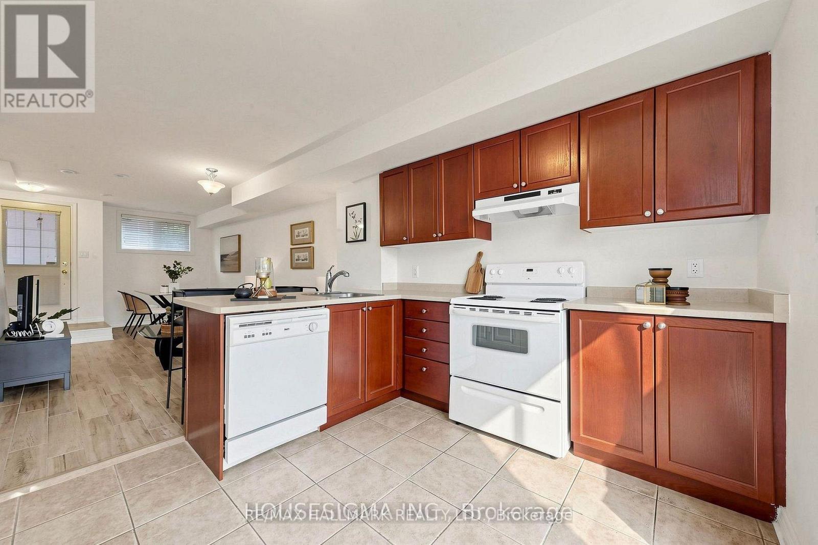 106 - 870 Jane Street, Toronto, Ontario M6N 4C2 - Photo 10 - W13854230
