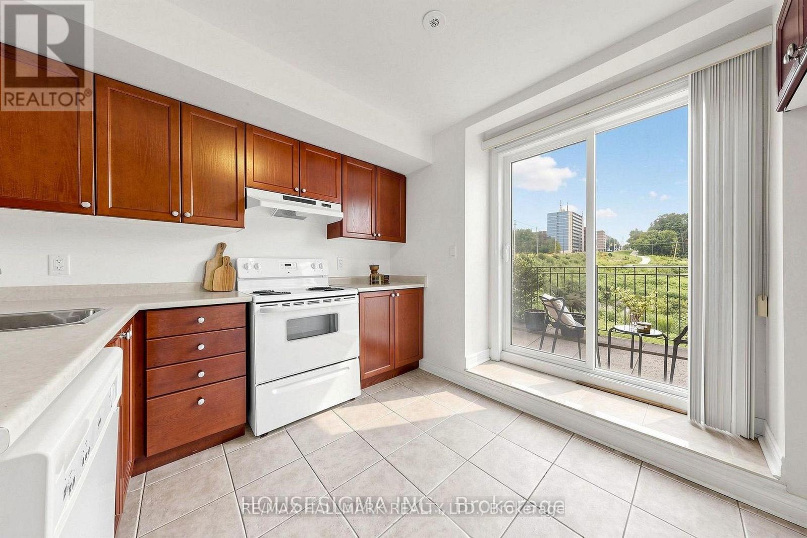 106 - 870 Jane Street, Toronto, Ontario M6N 4C2 - Photo 9 - W13854230