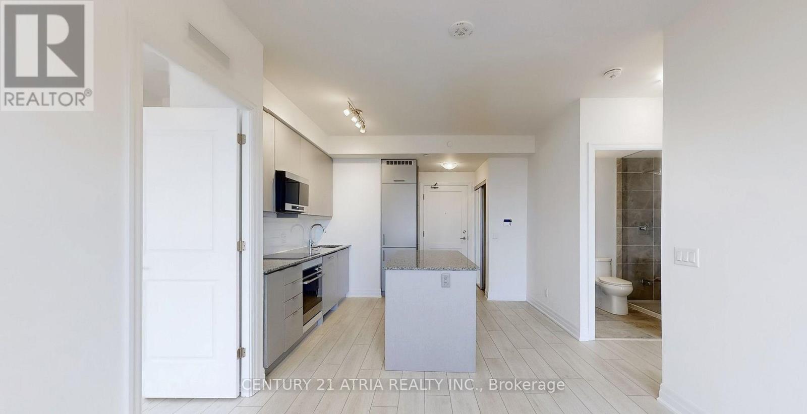2811 - 30 Elm Drive W, Mississauga, Ontario  L5B 0N6 - Photo 2 - W13854284