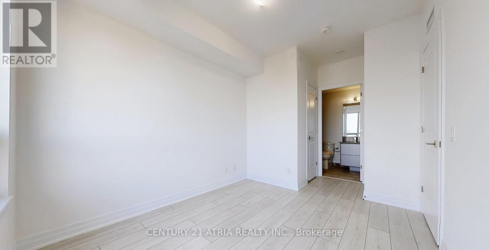 2811 - 30 Elm Drive W, Mississauga, Ontario  L5B 0N6 - Photo 4 - W13854284