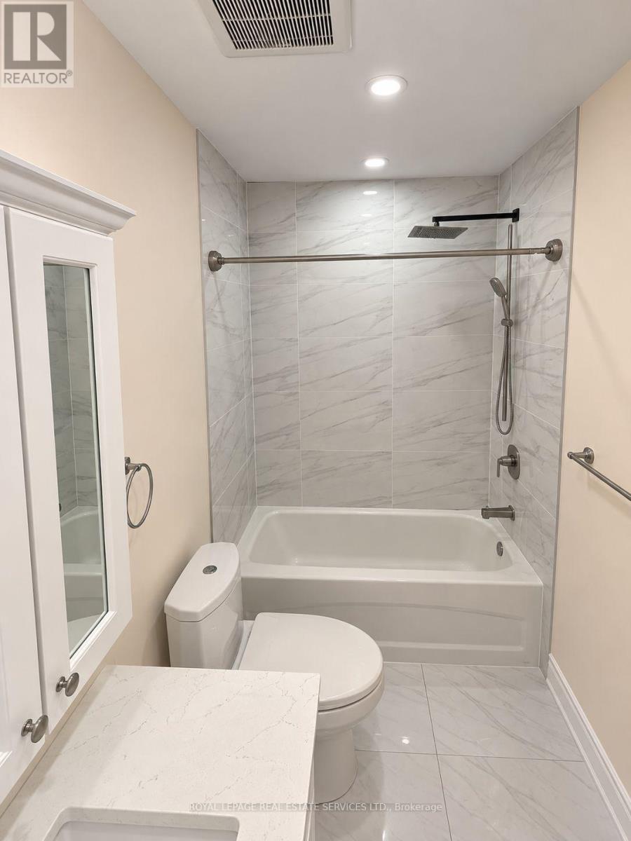 742 Winterton Way, Mississauga, Ontario  L5R 3L6 - Photo 15 - W13854288