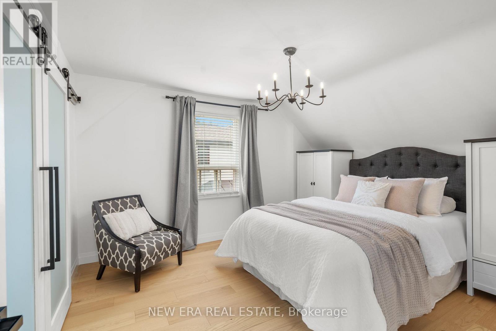 2107 Russett Road, Mississauga, Ontario  L4Y 1C2 - Photo 27 - W13854296