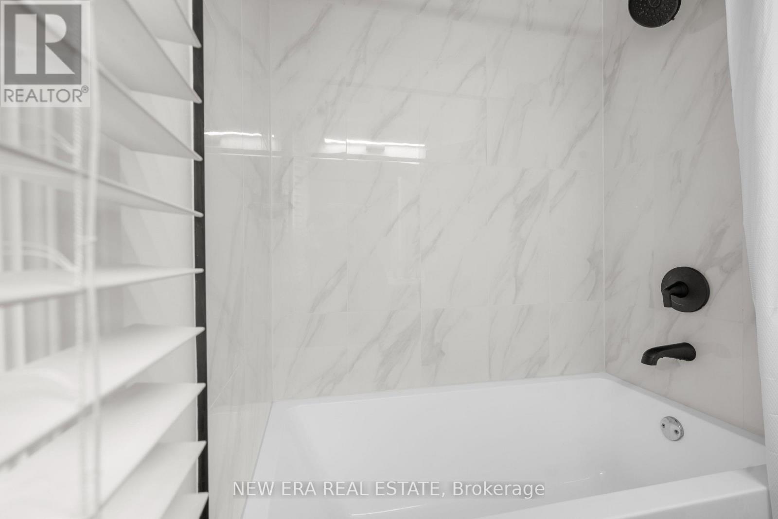 2107 Russett Road, Mississauga, Ontario  L4Y 1C2 - Photo 34 - W13854296