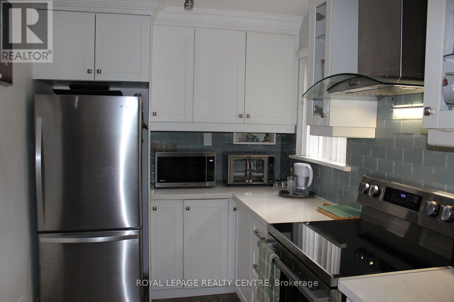 2385 Padstow Crescent, Mississauga, Ontario  L5J 2G2 - Photo 8 - W13854304