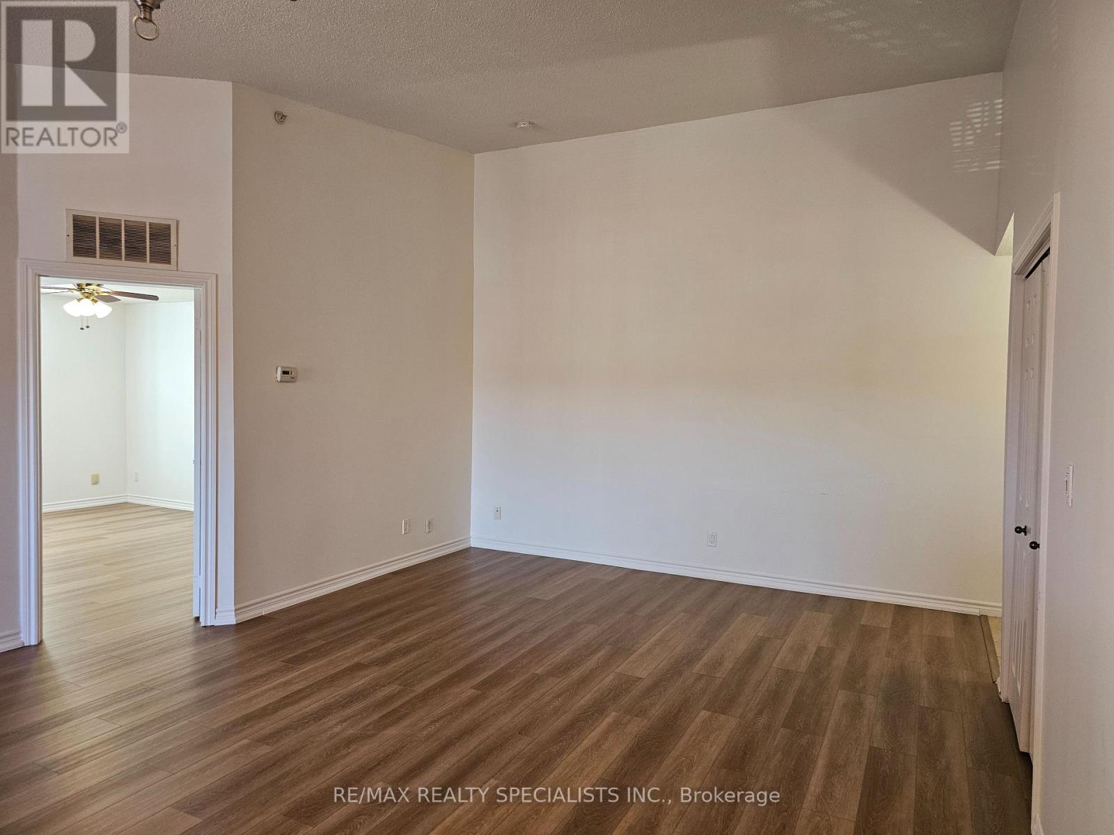 412 - 4025 Kilmer Drive, Burlington, Ontario  L7M 4M5 - Photo 7 - W13854362