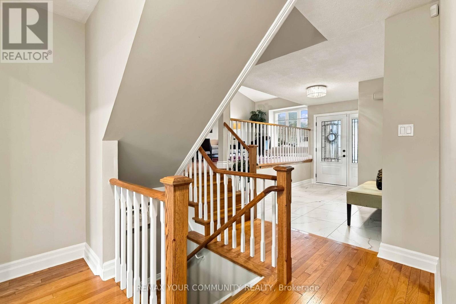 2332 Folkway Drive, Mississauga, Ontario  L5L 3B6 - Photo 18 - W13854374