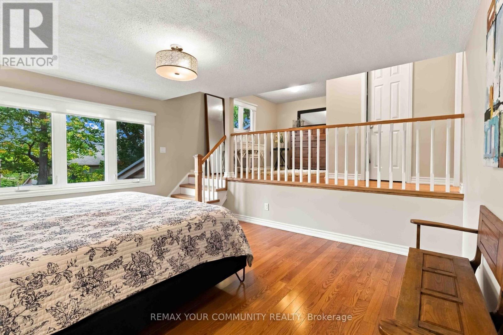 2332 Folkway Drive, Mississauga, Ontario  L5L 3B6 - Photo 25 - W13854374