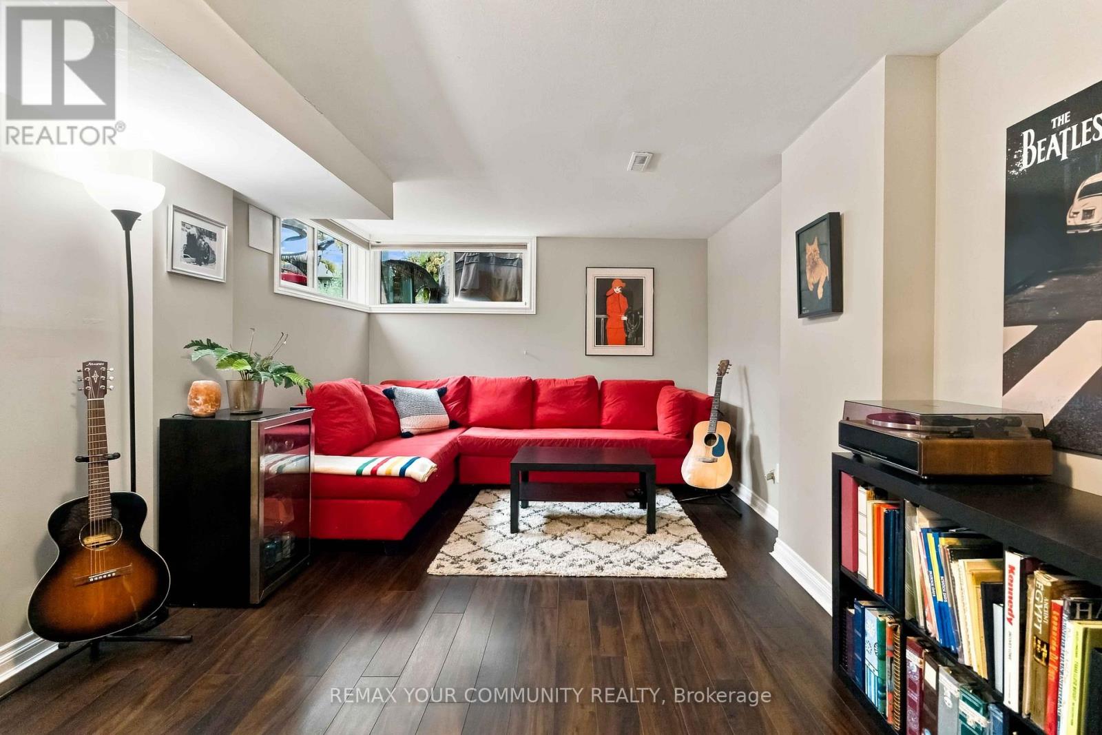 2332 Folkway Drive, Mississauga, Ontario  L5L 3B6 - Photo 37 - W13854374