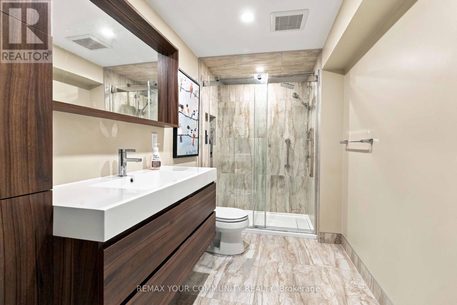 2332 Folkway Drive, Mississauga, Ontario  L5L 3B6 - Photo 41 - W13854374