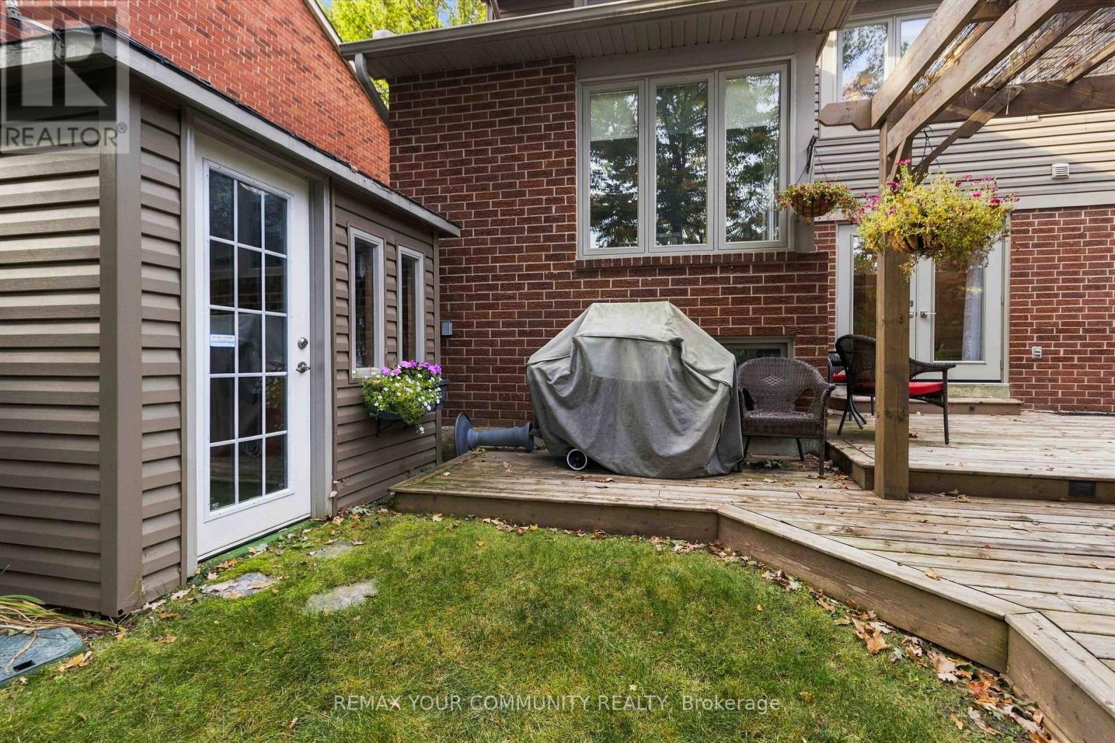 2332 Folkway Drive, Mississauga, Ontario  L5L 3B6 - Photo 48 - W13854374