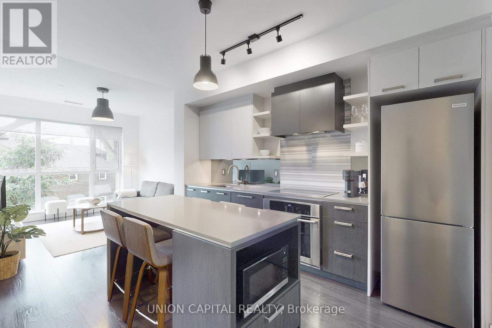 323 - 1830 BLOOR STREET W