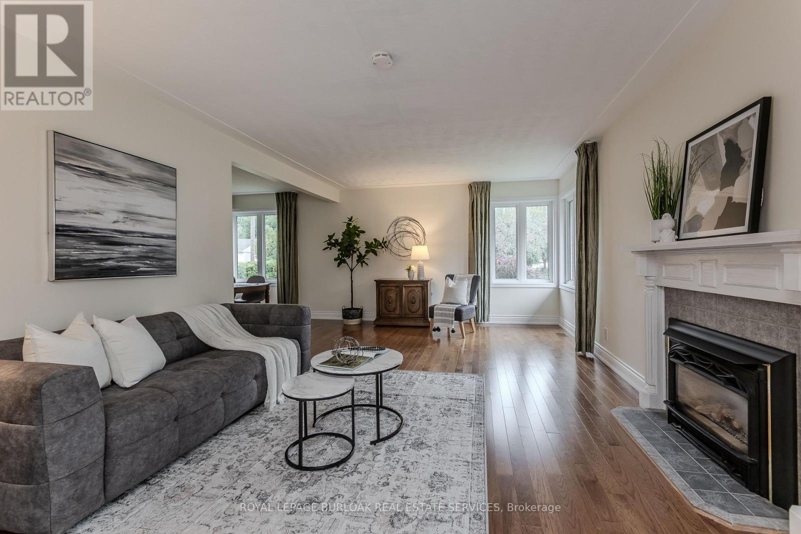 724 George Street, Burlington, Ontario  L7R 2W2 - Photo 3 - W13854390
