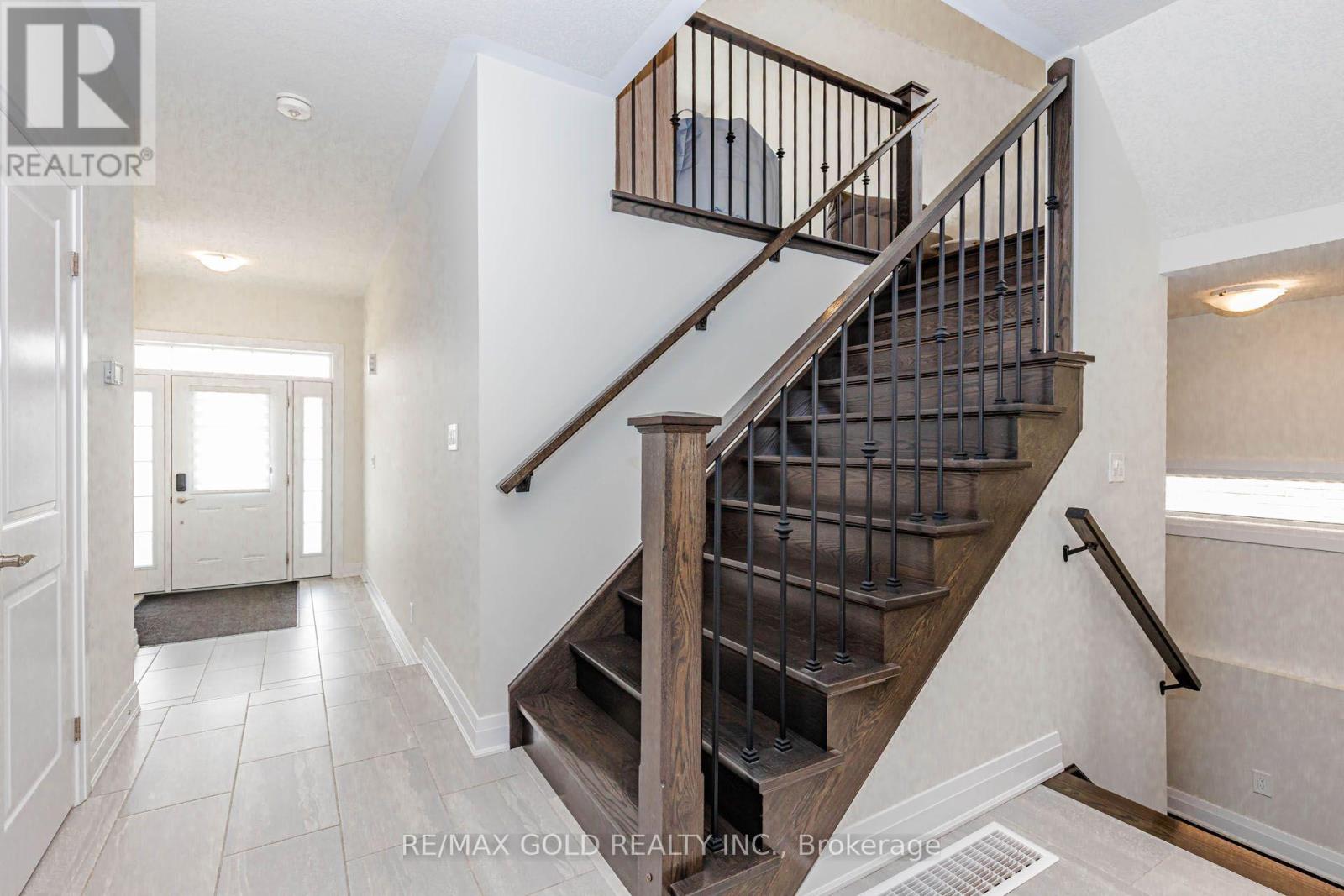 617 Benninger Drive, Kitchener, Ontario  N2E 0H8 - Photo 22 - X13854090