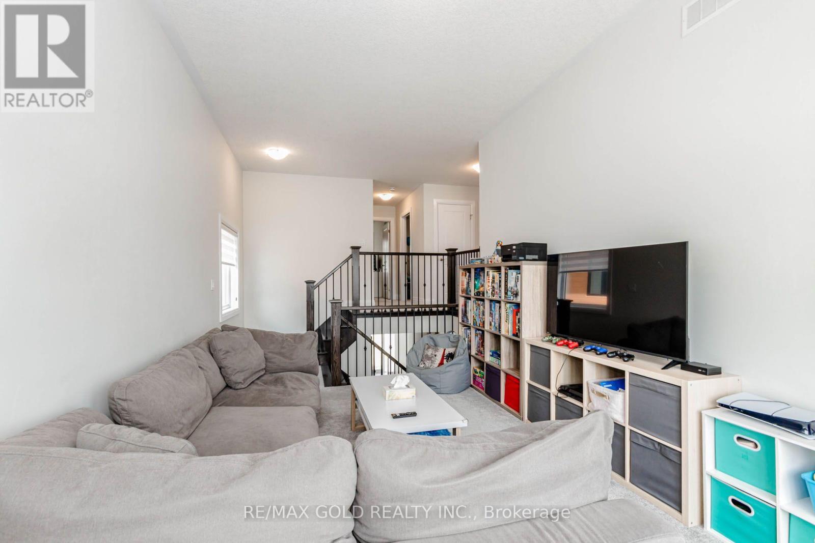 617 Benninger Drive, Kitchener, Ontario  N2E 0H8 - Photo 25 - X13854090