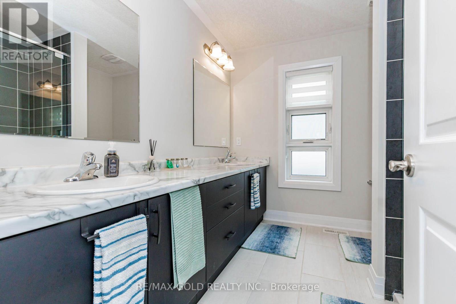 617 Benninger Drive, Kitchener, Ontario  N2E 0H8 - Photo 30 - X13854090