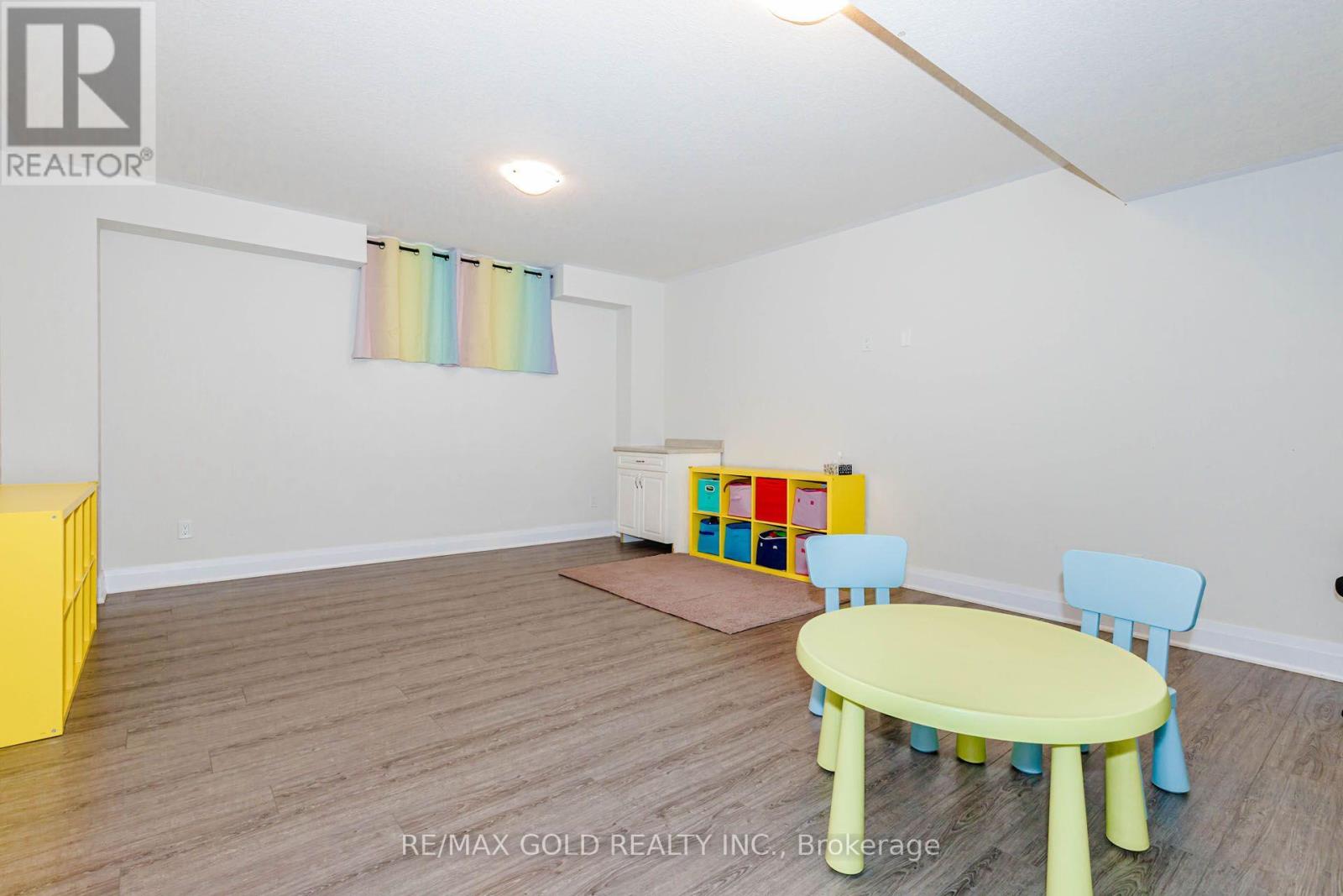 617 Benninger Drive, Kitchener, Ontario  N2E 0H8 - Photo 41 - X13854090
