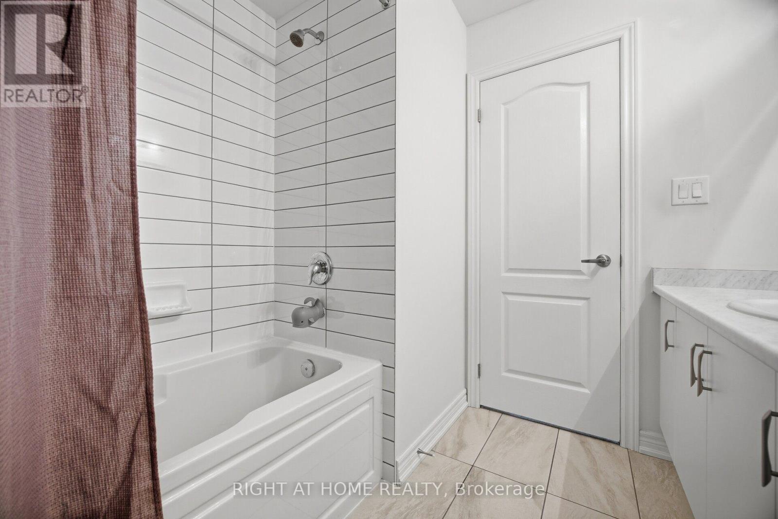 79 - 166 Deerpath Drive, Guelph, Ontario  N1K 0E2 - Photo 32 - X13854154