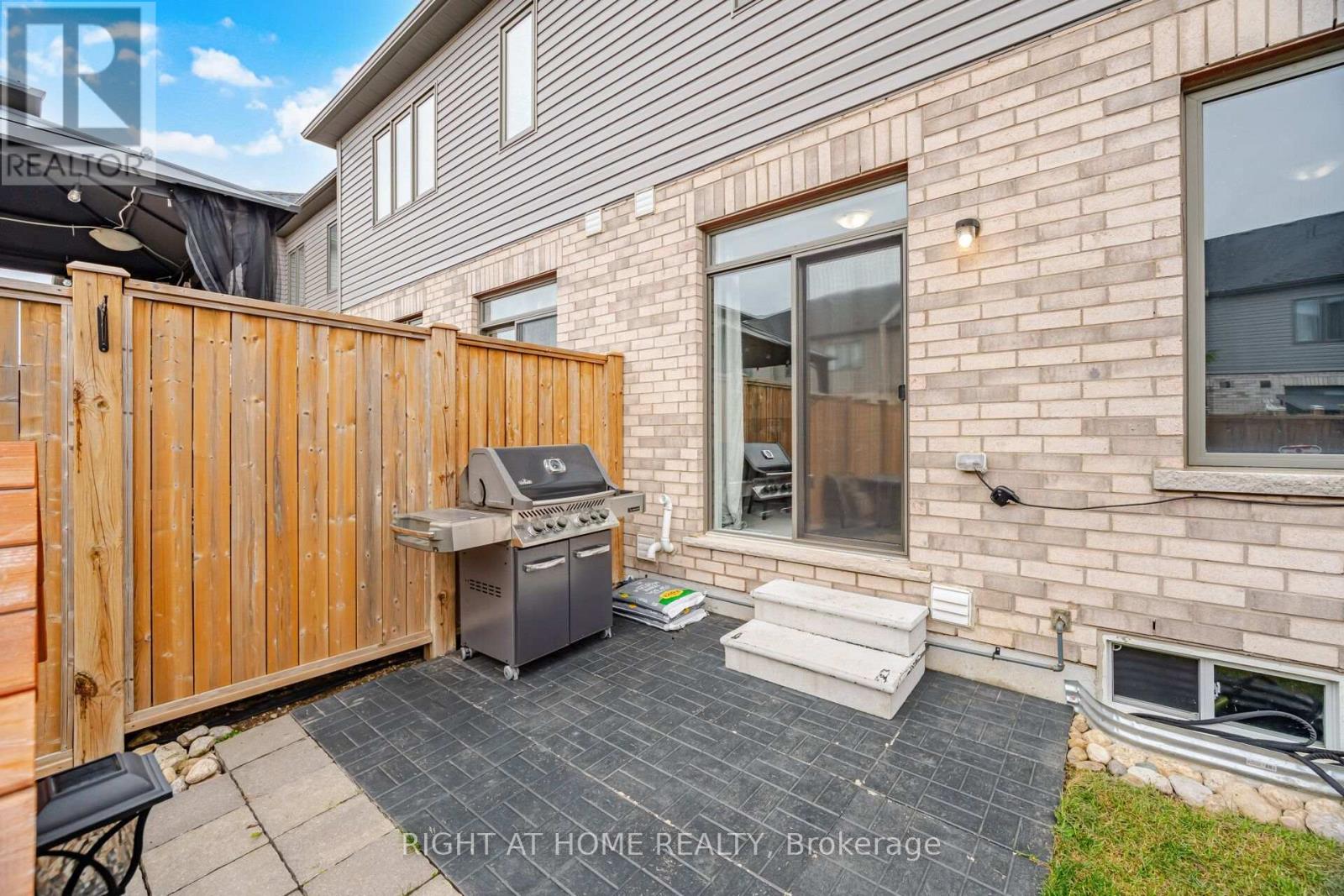 79 - 166 Deerpath Drive, Guelph, Ontario  N1K 0E2 - Photo 34 - X13854154