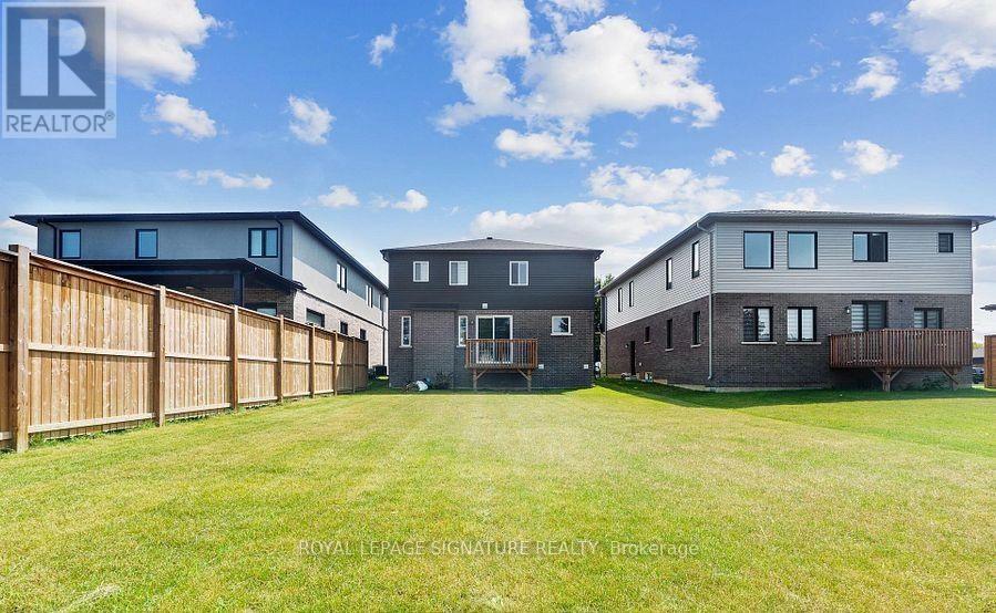 7763 Secretariat Court, Niagara Falls (Ascot), Ontario  L7C 4G6 - Photo 19 - X13854414