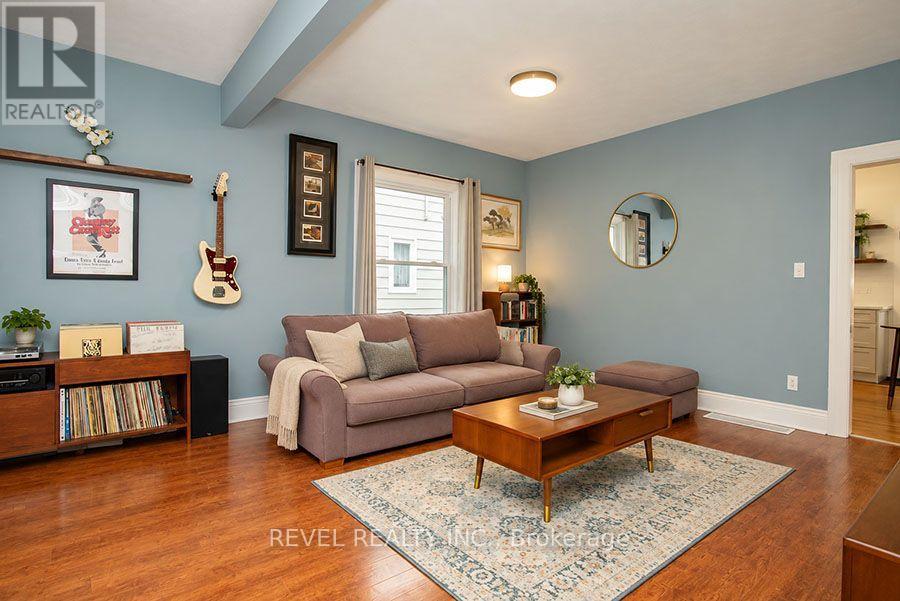 11 Stirton Avenue, Brantford, Ontario  N3T 1E2 - Photo 6 - X13854434