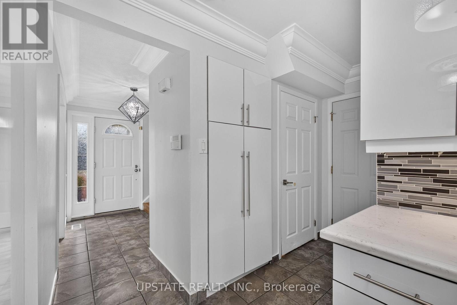 221 Cedarwoods Crescent, Kitchener, Ontario  N2C 2K1 - Photo 19 - X13854436