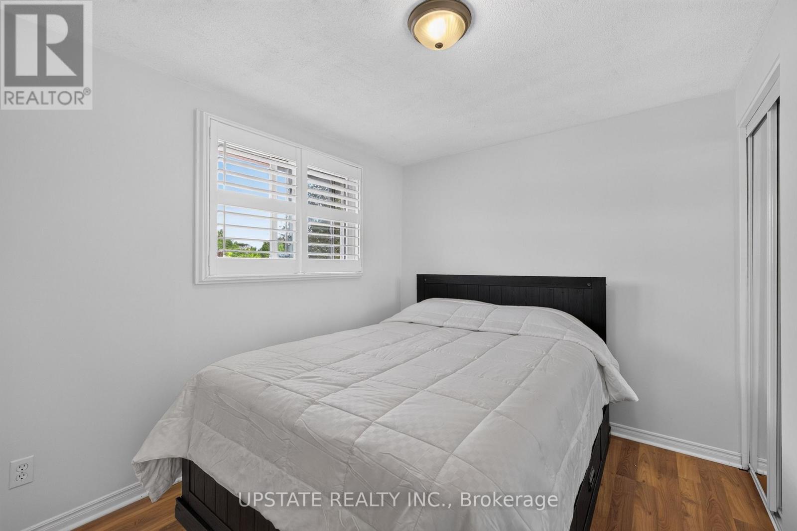 221 Cedarwoods Crescent, Kitchener, Ontario  N2C 2K1 - Photo 27 - X13854436