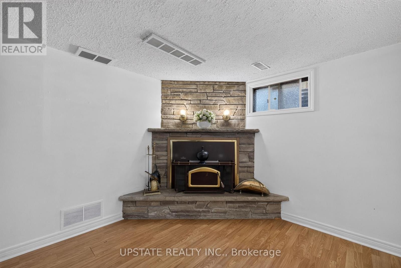221 Cedarwoods Crescent, Kitchener, Ontario  N2C 2K1 - Photo 30 - X13854436