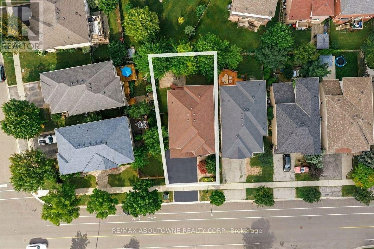 2381 Grand Oak Trail, Oakville, Ontario  L6M 4V4 - Photo 40 - W13830648