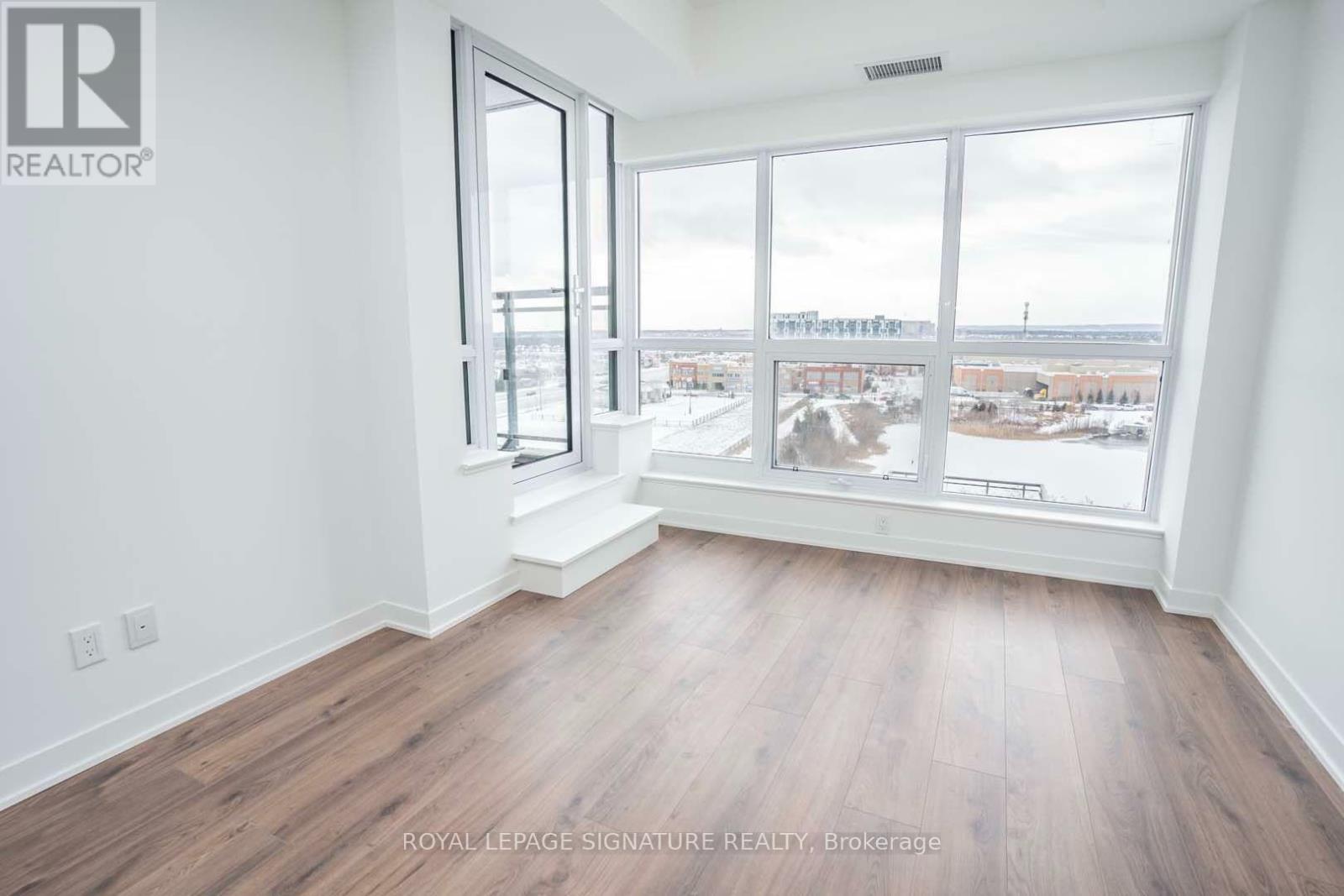 708 - 405 Dundas Street W, Oakville, Ontario L6M 5P9 - Photo 8 - W13847314