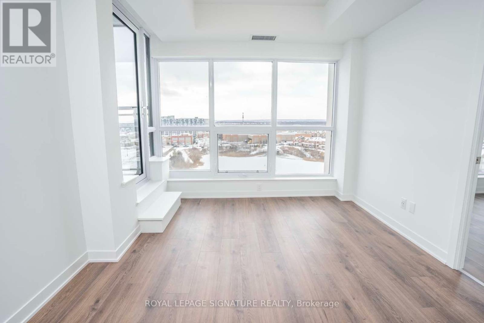 708 - 405 Dundas Street W, Oakville, Ontario L6M 5P9 - Photo 7 - W13847314