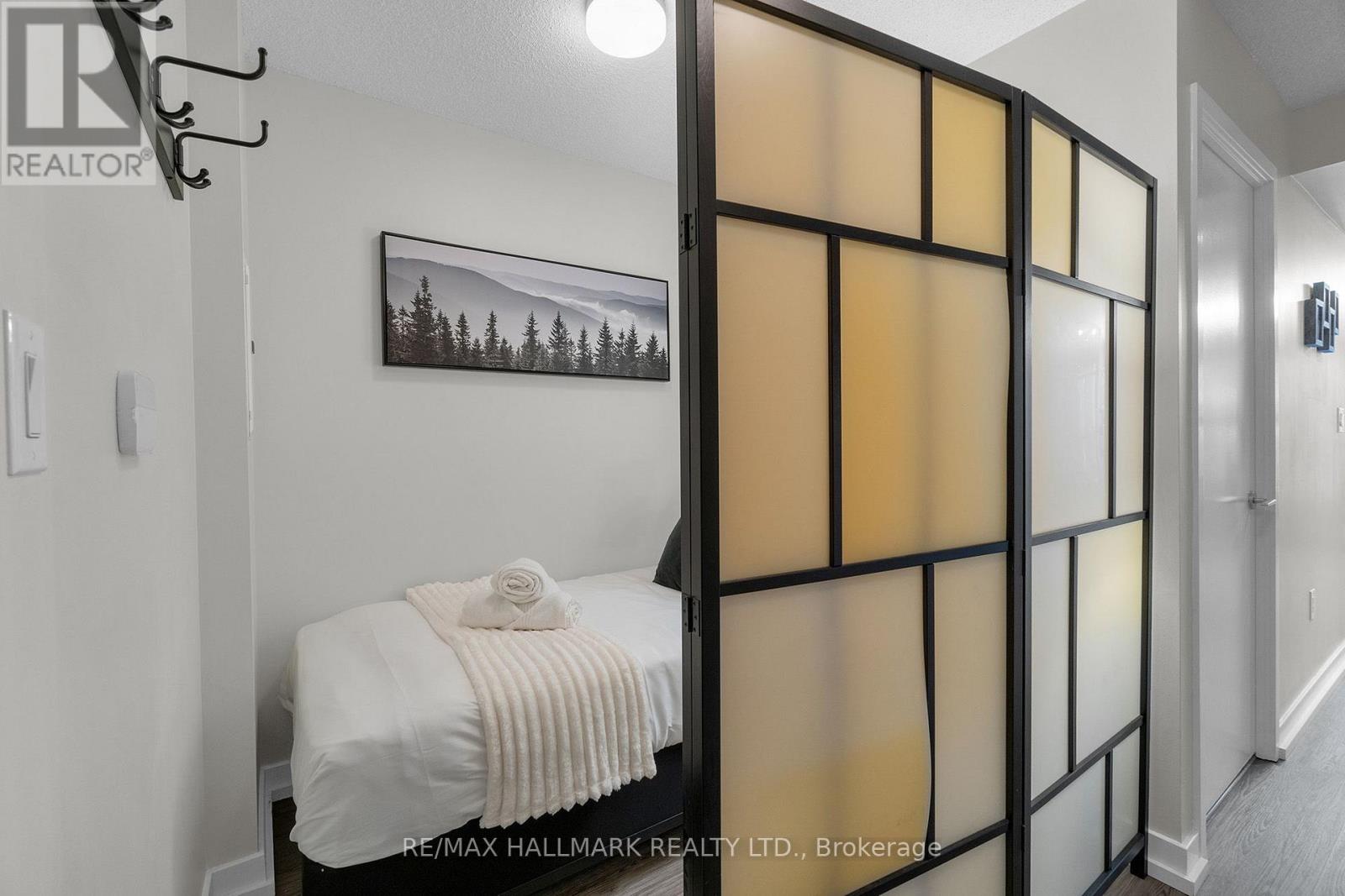 1905 - 151 Dan Leckie Way, Toronto, Ontario  M5V 4B2 - Photo 18 - C13848176