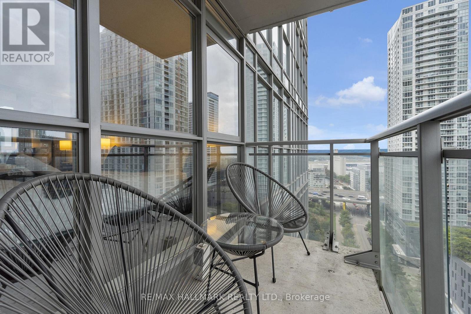 1905 - 151 Dan Leckie Way, Toronto, Ontario  M5V 4B2 - Photo 22 - C13848176