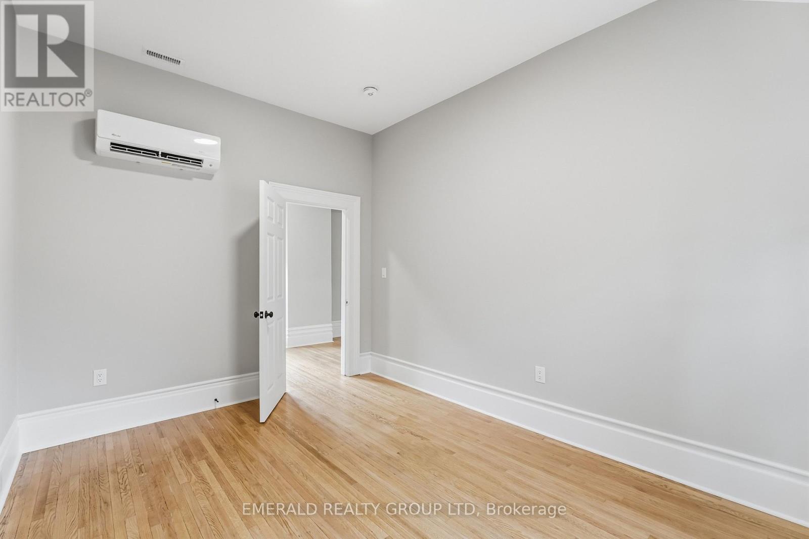 Upper - 7 Ormond Street S, Thorold, Ontario  L2V 1Y2 - Photo 18 - X13794346