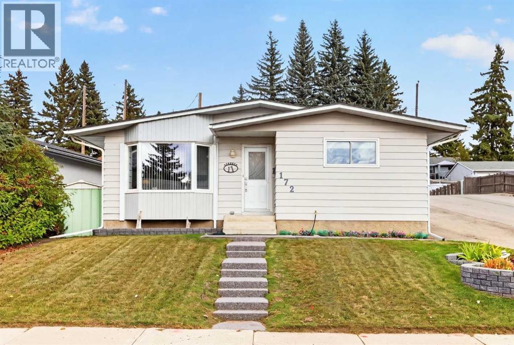 172 Queensland Road Se, Calgary, Alberta  T2J 3S2 - Photo 1 - A2333562