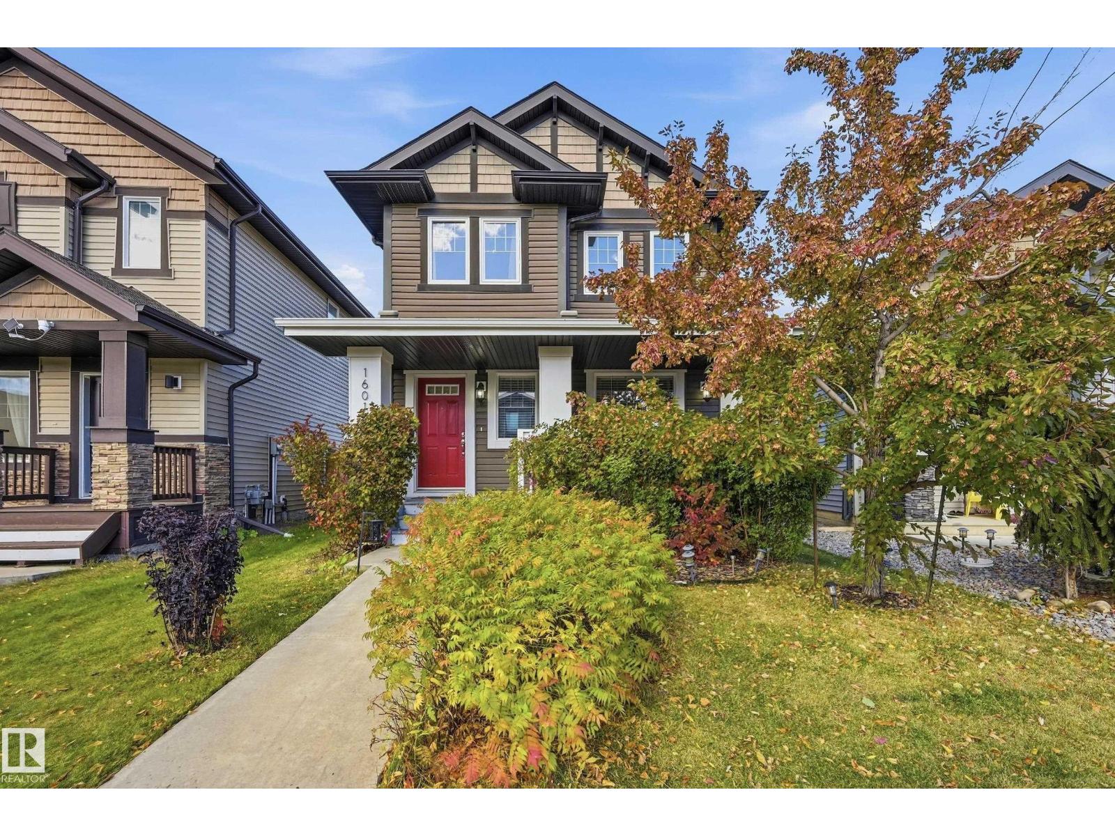 16012 11 Av Sw Sw, Edmonton, Alberta  T6W 2H6 - Photo 1 - E4511400