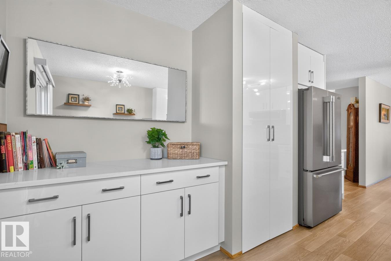 10860 11 Av Nw, Edmonton, Alberta  T6J 6H8 - Photo 17 - E4511407