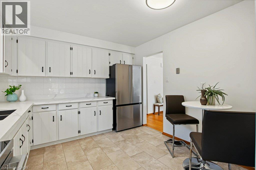 30 Catalina Drive, Hamilton, Ontario  L8G 2M5 - Photo 13 - 40868340