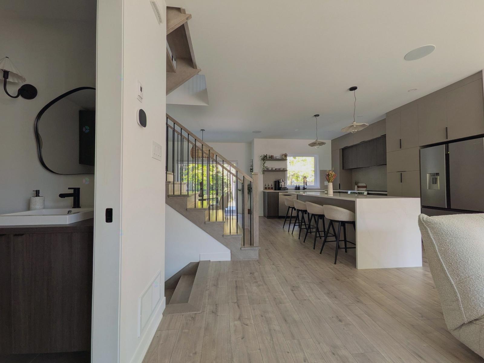 2146 Rue Brady Mascouche Quebec Canada J7K3C2 5