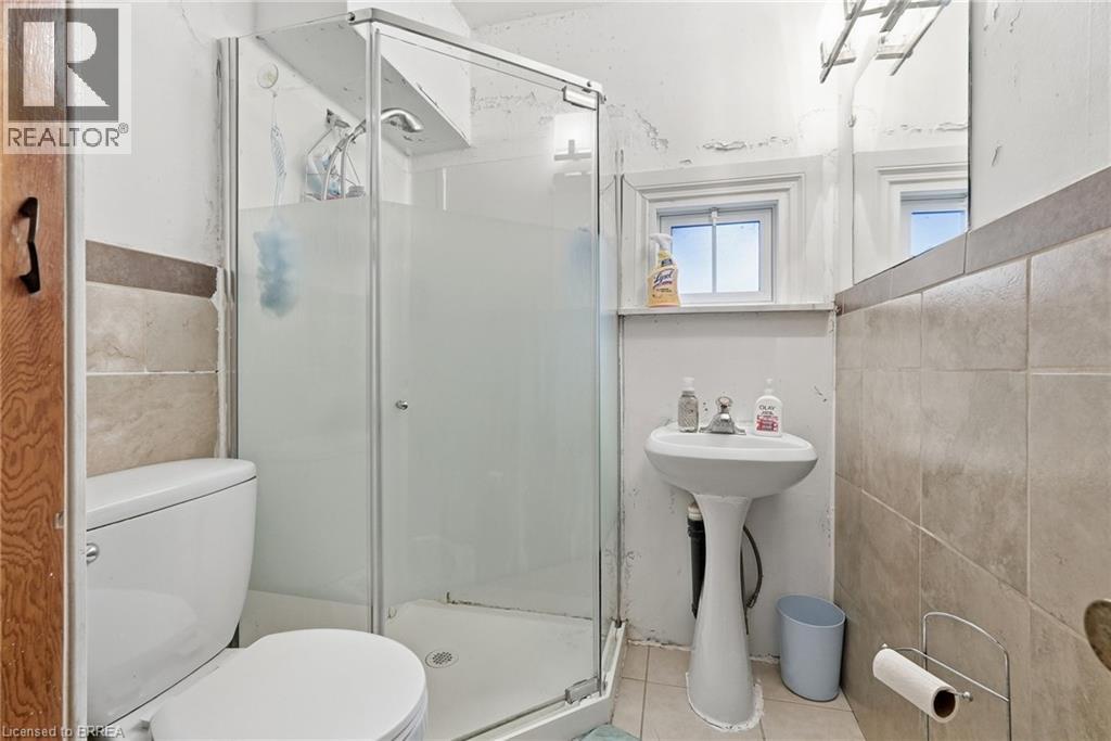 107 Cayley Street, Brockton, Ontario  N0G 2V0 - Photo 21 - 40865758