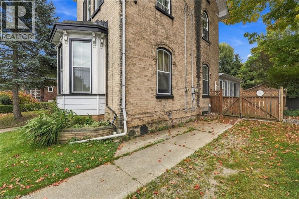 107 Cayley Street, Brockton, Ontario  N0G 2V0 - Photo 9 - 40865758