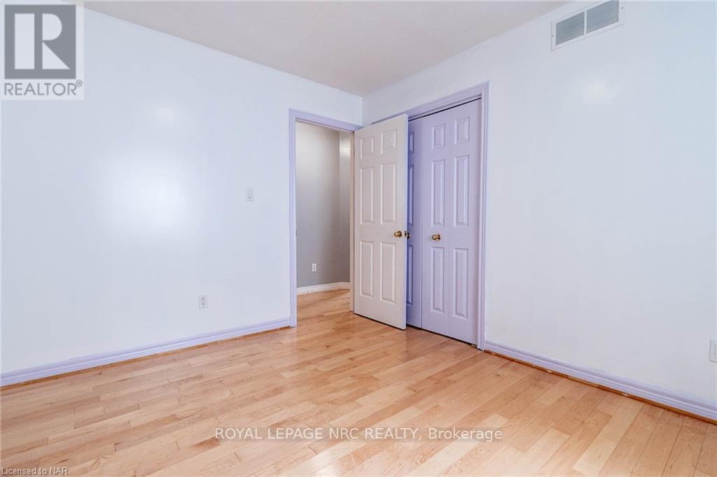7005 Kelly Drive, Niagara Falls, Ontario  L2H 3J9 - Photo 16 - X13854472