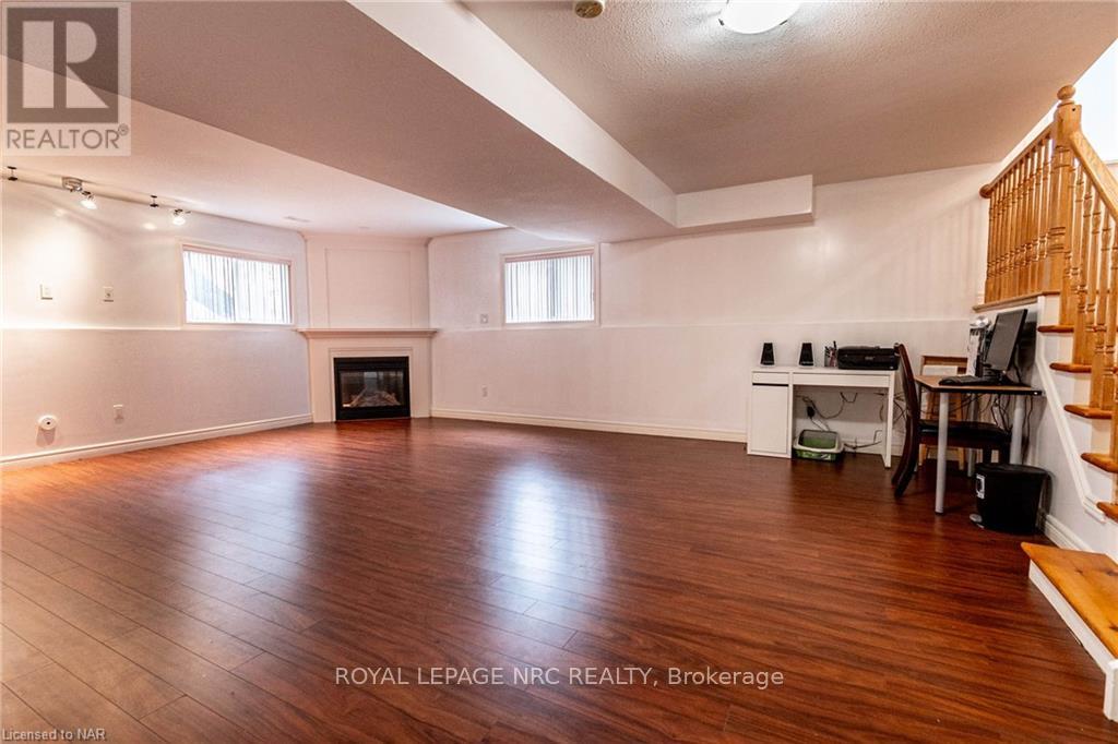 7005 Kelly Drive, Niagara Falls, Ontario  L2H 3J9 - Photo 36 - X13854472