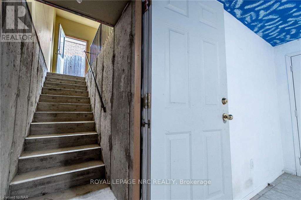7005 Kelly Drive, Niagara Falls, Ontario  L2H 3J9 - Photo 43 - X13854472