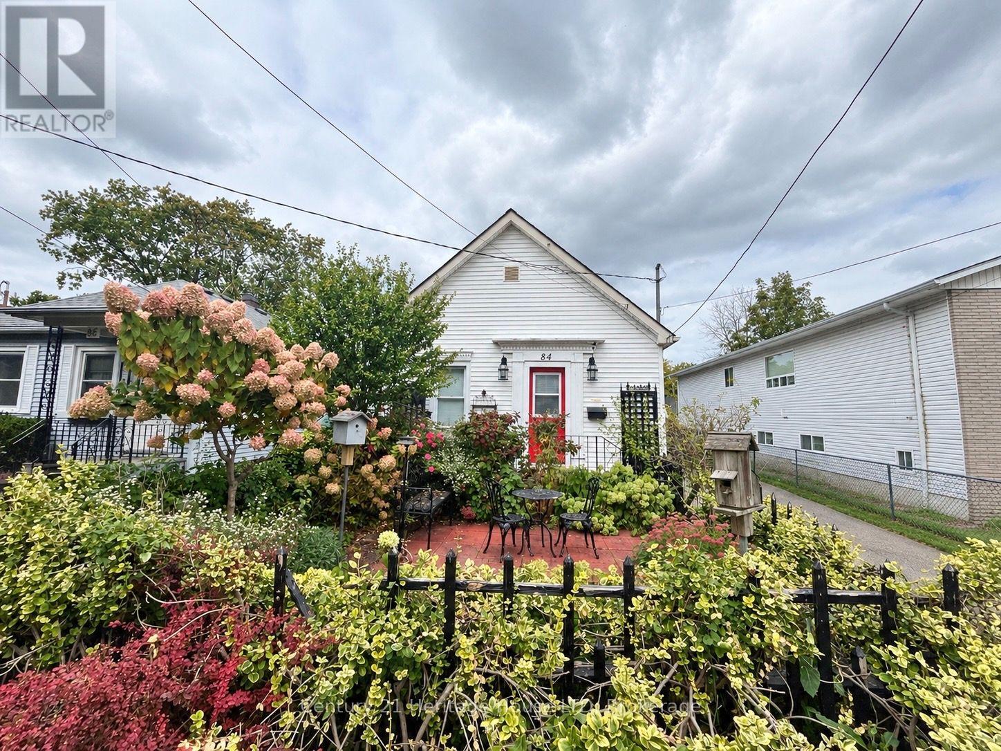 84 RYKERT STREET, St. Catharines, Ontario
