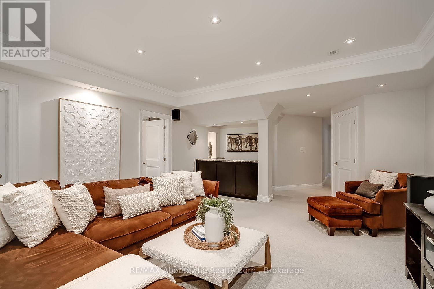 2351 Woodfield Road, Oakville, Ontario  L6H 6Y6 - Photo 24 - W13854538