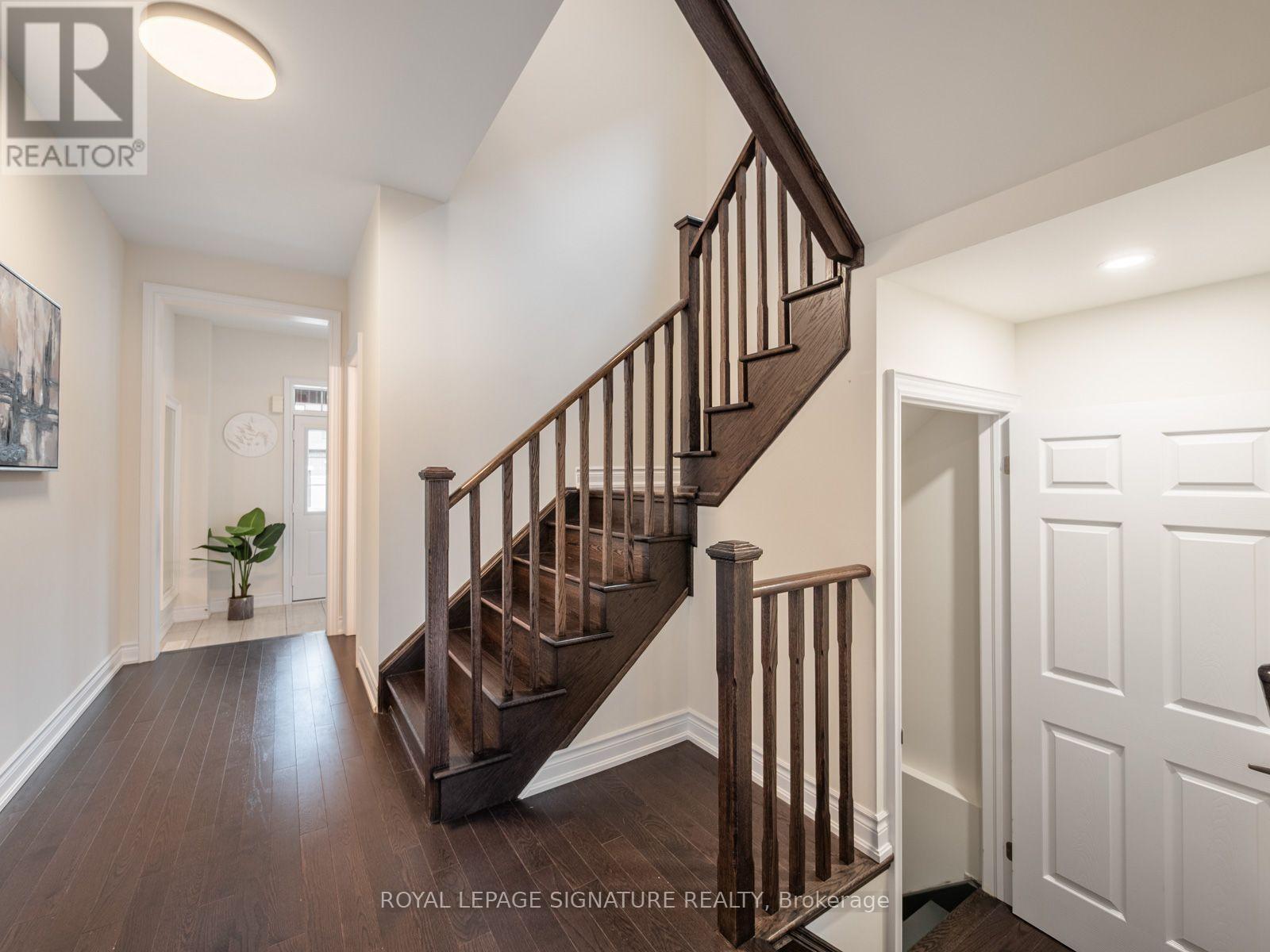 1055 Skyridge Boulevard, Pickering, Ontario  L1X 0G5 - Photo 21 - E13854574